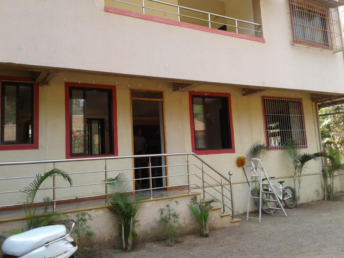 Hotel Kalpavruksha Alībāg Buitenkant foto